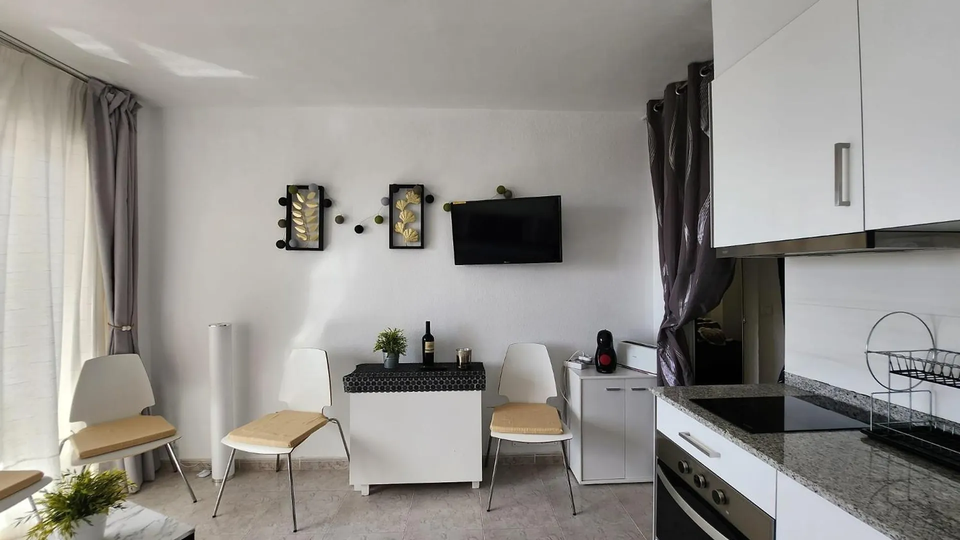 Studios Superior Isla De Rosas -Tramuntana42 Appartement